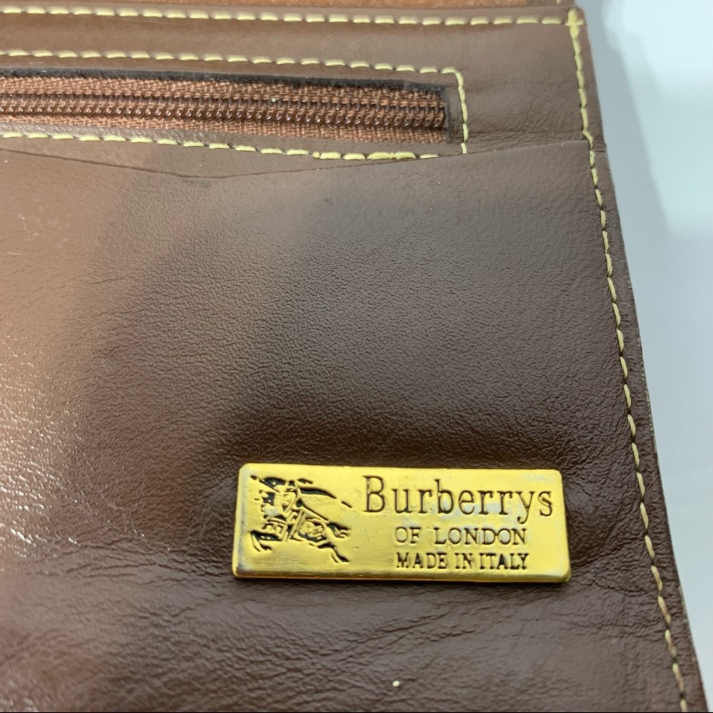 Burberrys Vintage Long Wallet - Picture 7 of 11